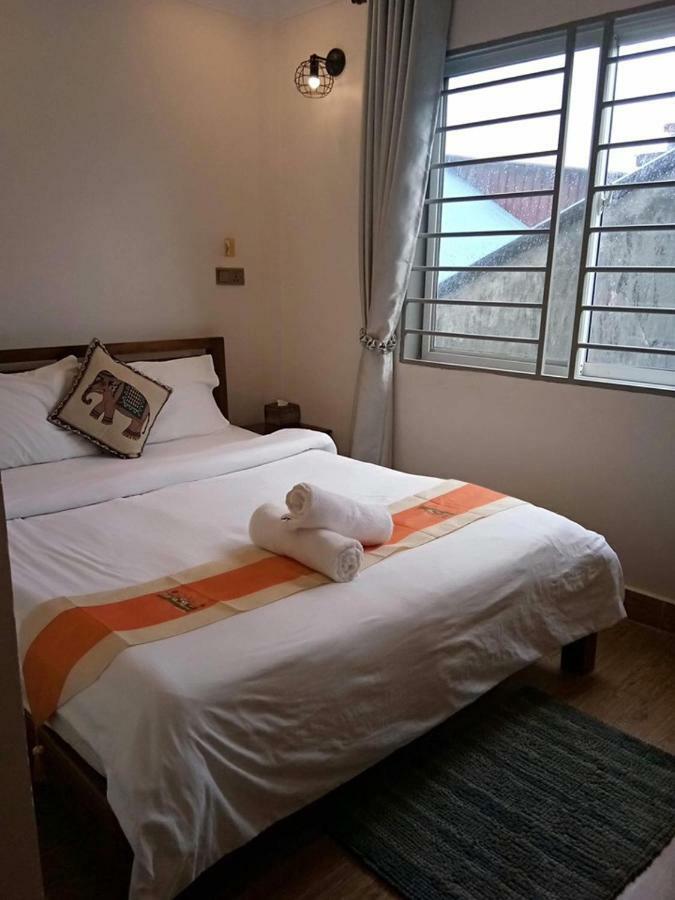 Twin Home Guesthouse Kampot Extérieur photo